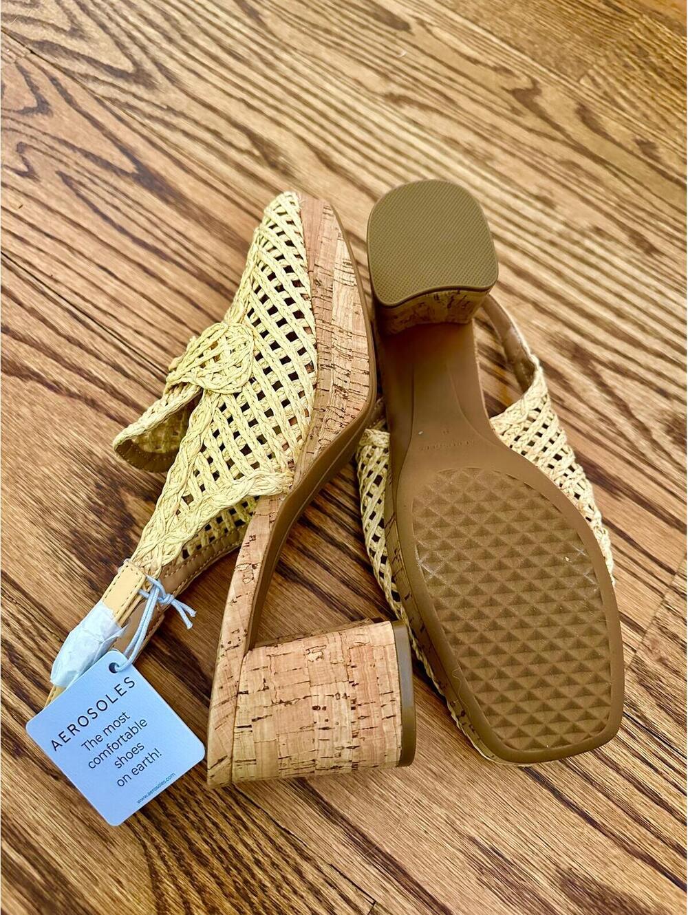 Aerosoles Women's Santiago Raffia Slingback Platform Pumps - Picture 2 of 5